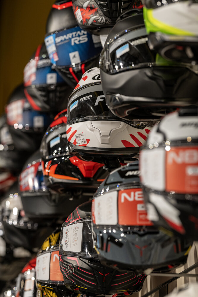 megamoto-foto-negozio-4